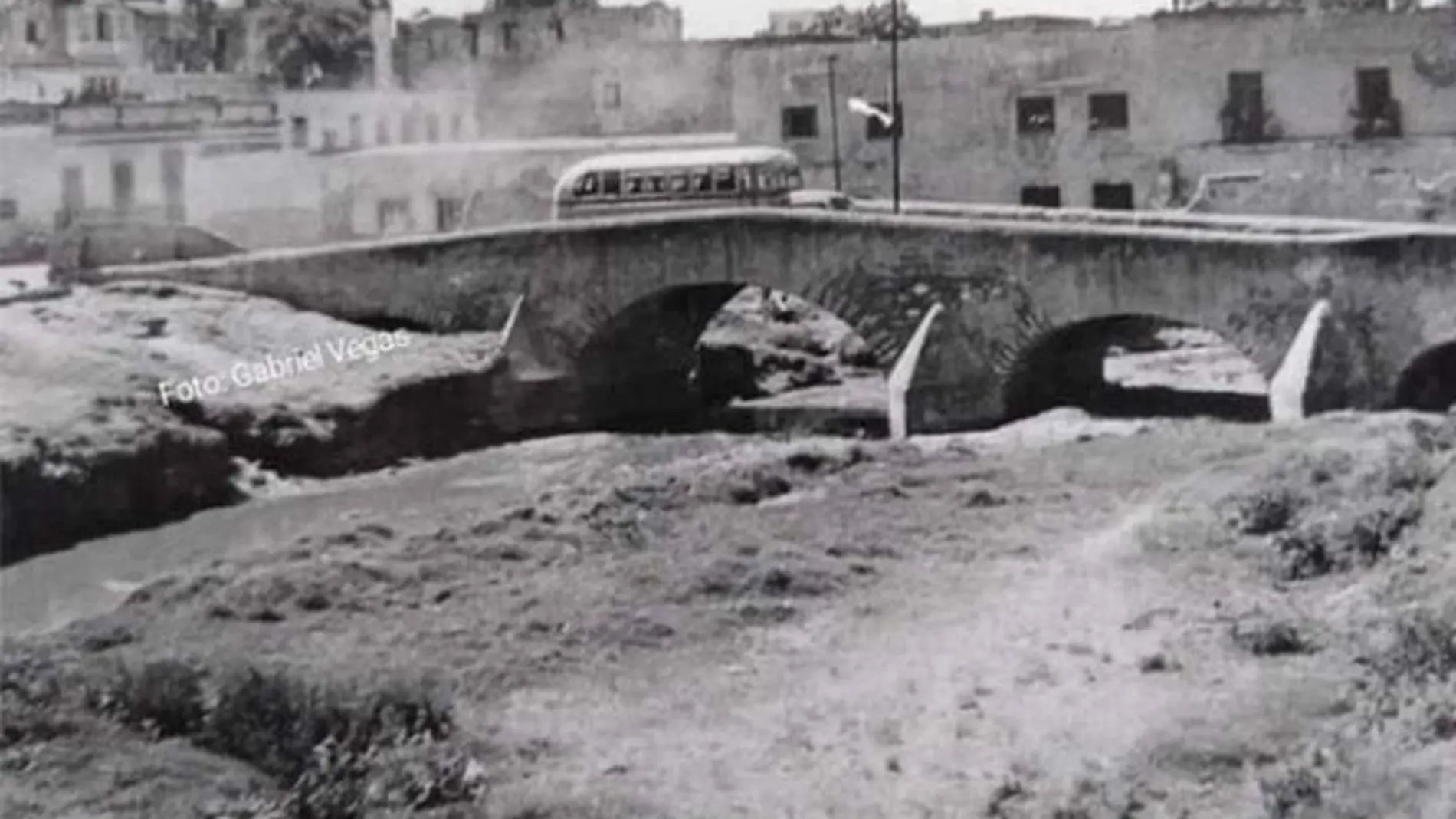 El Puente de Ovando fue construido en 1770